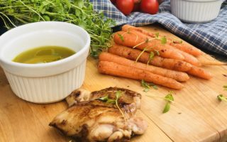 Grillattu kanan reisipala uuniporkkanoilla